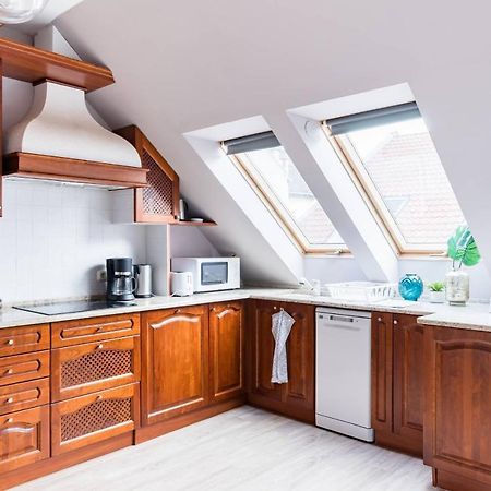 Sunny And Central Penthouse With Private Garage Будапеща Екстериор снимка