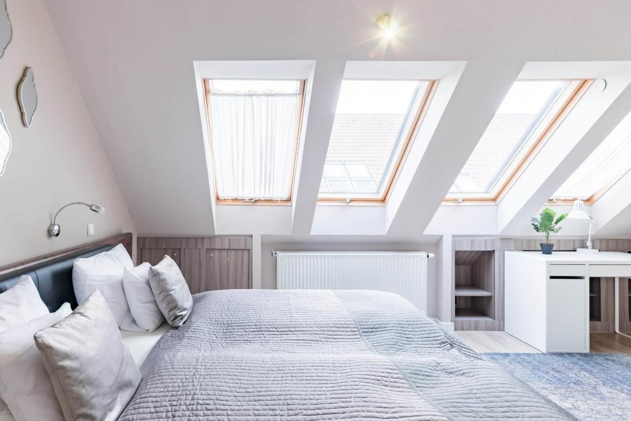 Sunny And Central Penthouse With Private Garage Будапеща Екстериор снимка