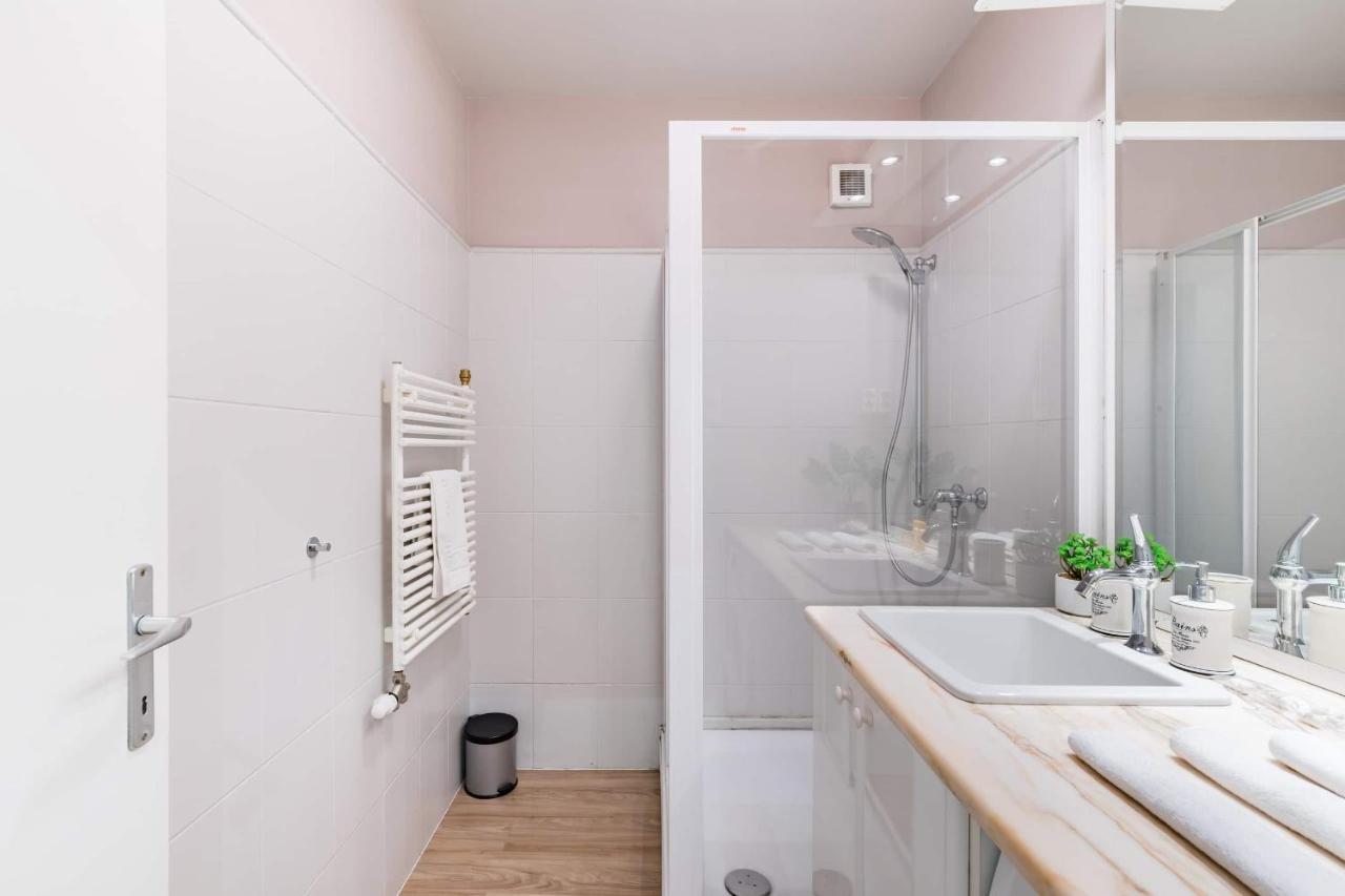 Sunny And Central Penthouse With Private Garage Будапеща Екстериор снимка
