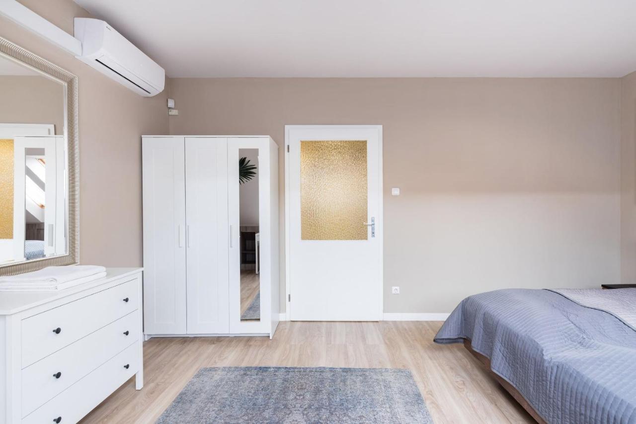 Sunny And Central Penthouse With Private Garage Будапеща Екстериор снимка