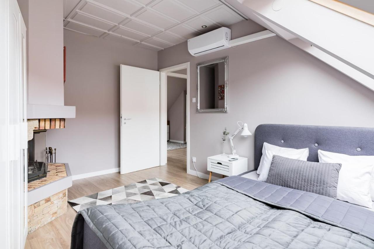Sunny And Central Penthouse With Private Garage Будапеща Екстериор снимка