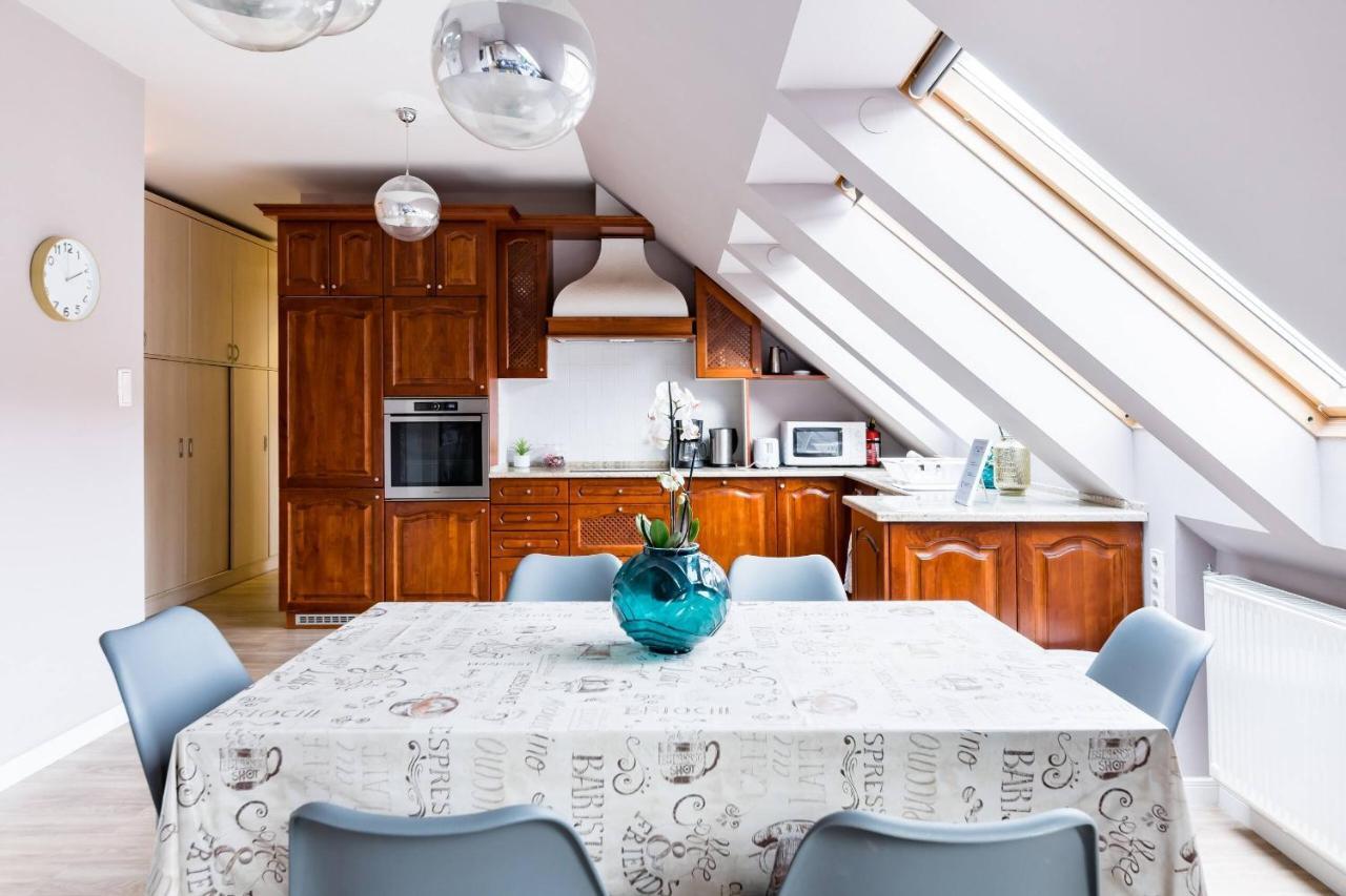 Sunny And Central Penthouse With Private Garage Будапеща Екстериор снимка