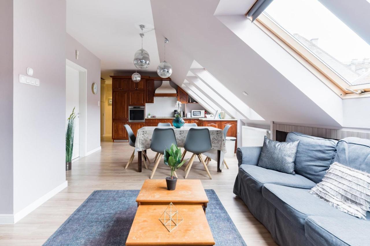 Sunny And Central Penthouse With Private Garage Будапеща Екстериор снимка